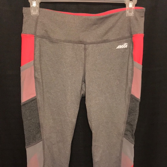 Avian Crop Leggings - Picture 2 of 2